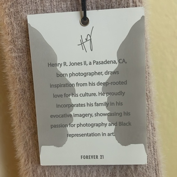 Forever 21 men’s apparel shorts extra small taupe/cream - Picture 2 of 8